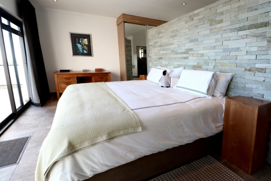 4 Bedroom Property for Sale in Seaview Eastern Cape